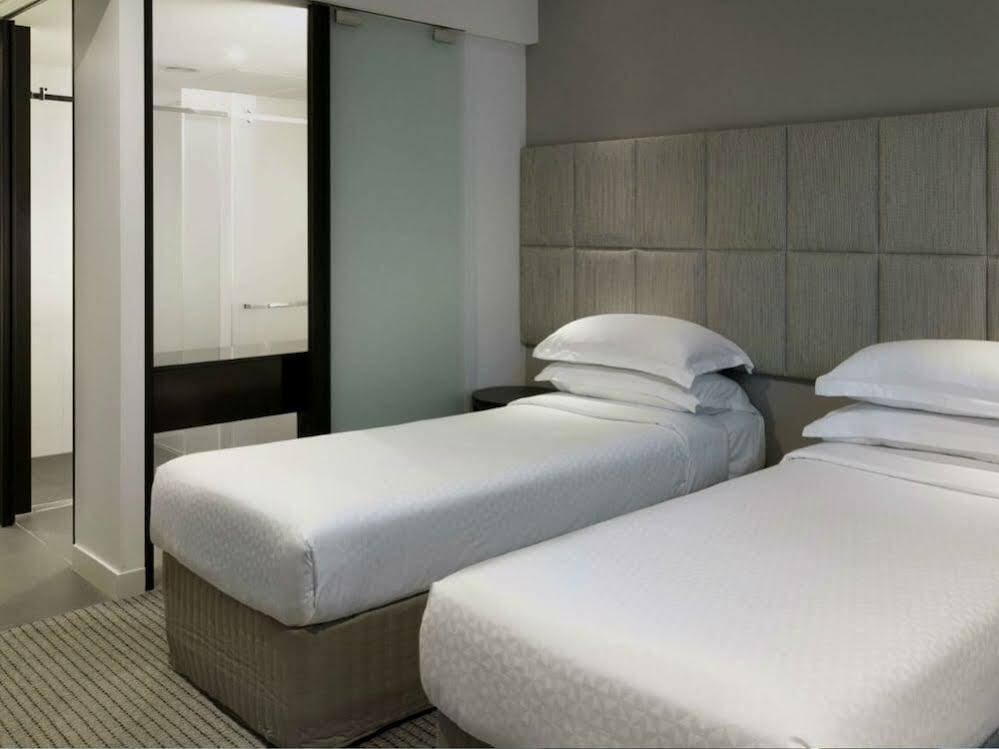 Four Points By Sheraton Brisbane Bagian luar foto